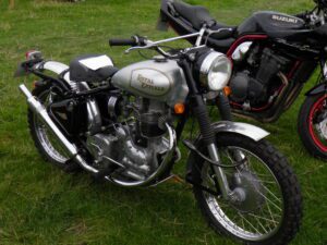 Royal_Enfield_Classic_350_ (1)